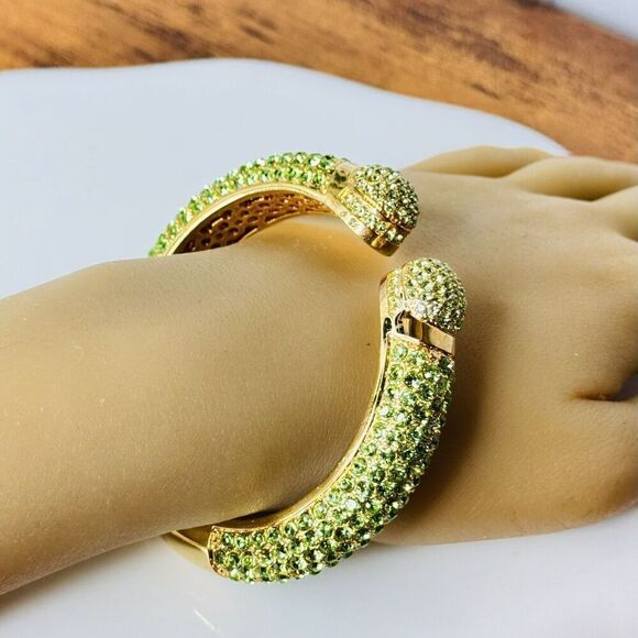 HSN Joan Boyce Kissable Cuff Bracelet Green Crystal Hinged Bracelet Pave QVC 444 - Picture 1 of 12